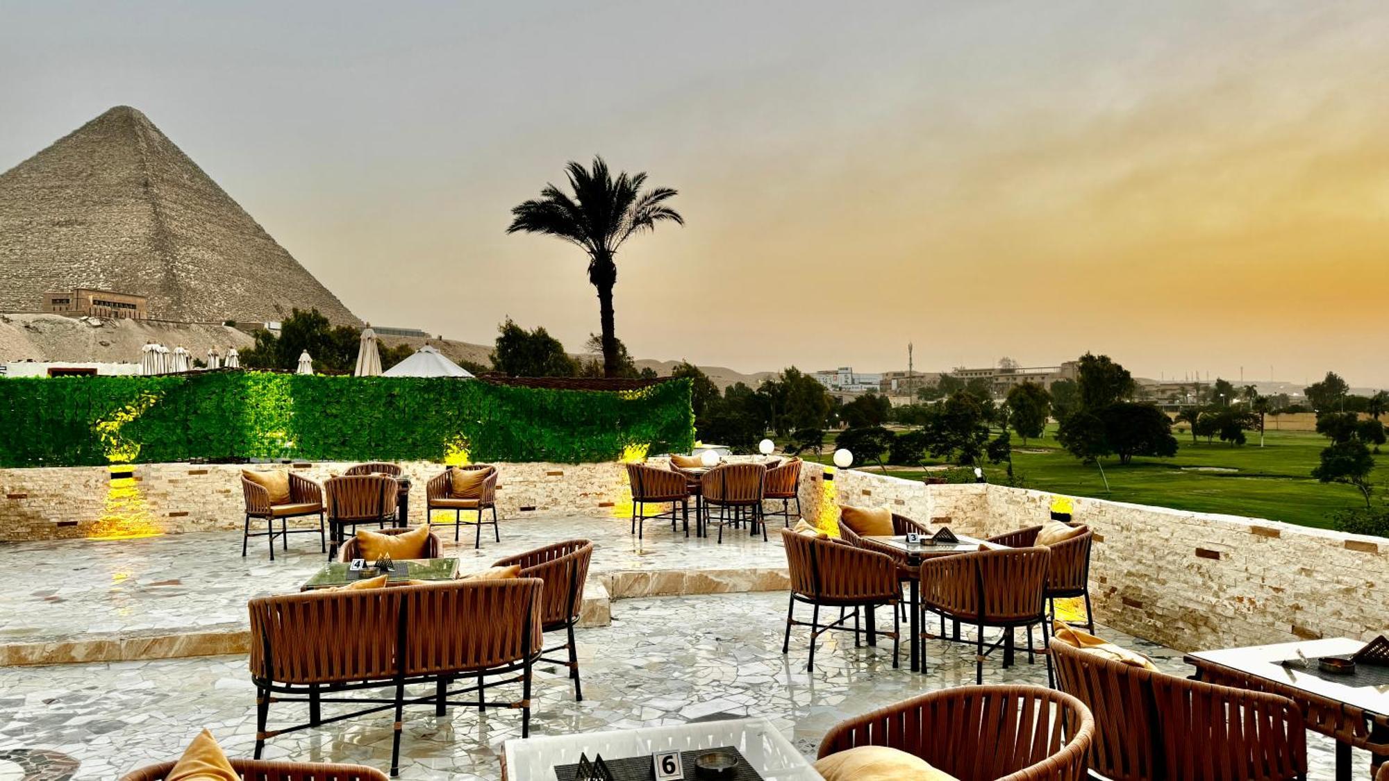 Hotel Golf Pyramids View à Kafret el-Gabal Extérieur photo